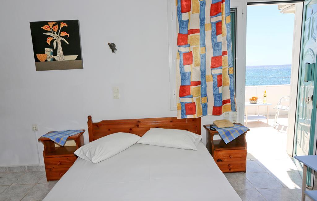 Akrogiali Hotel 플로마리언 객실 사진